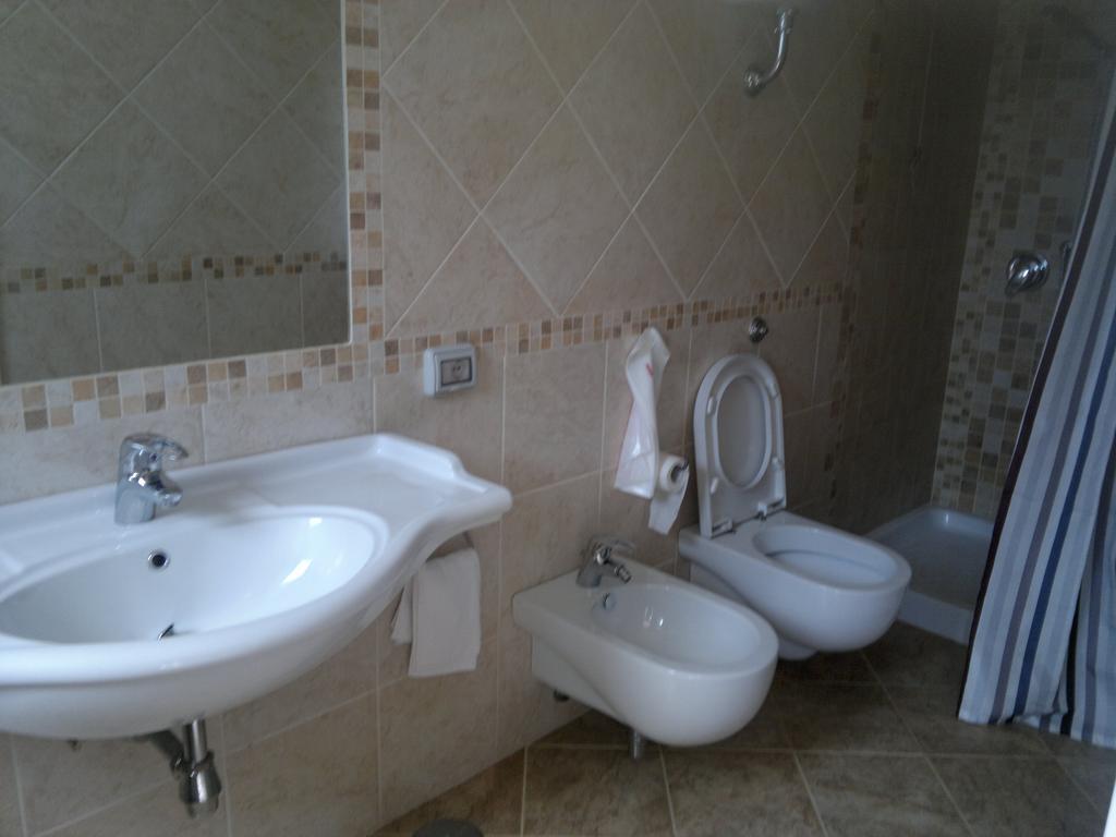 Hotel 4 Stagioni Capri Phòng bức ảnh